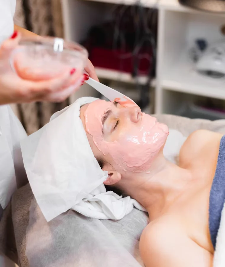 Collagen facial treatment